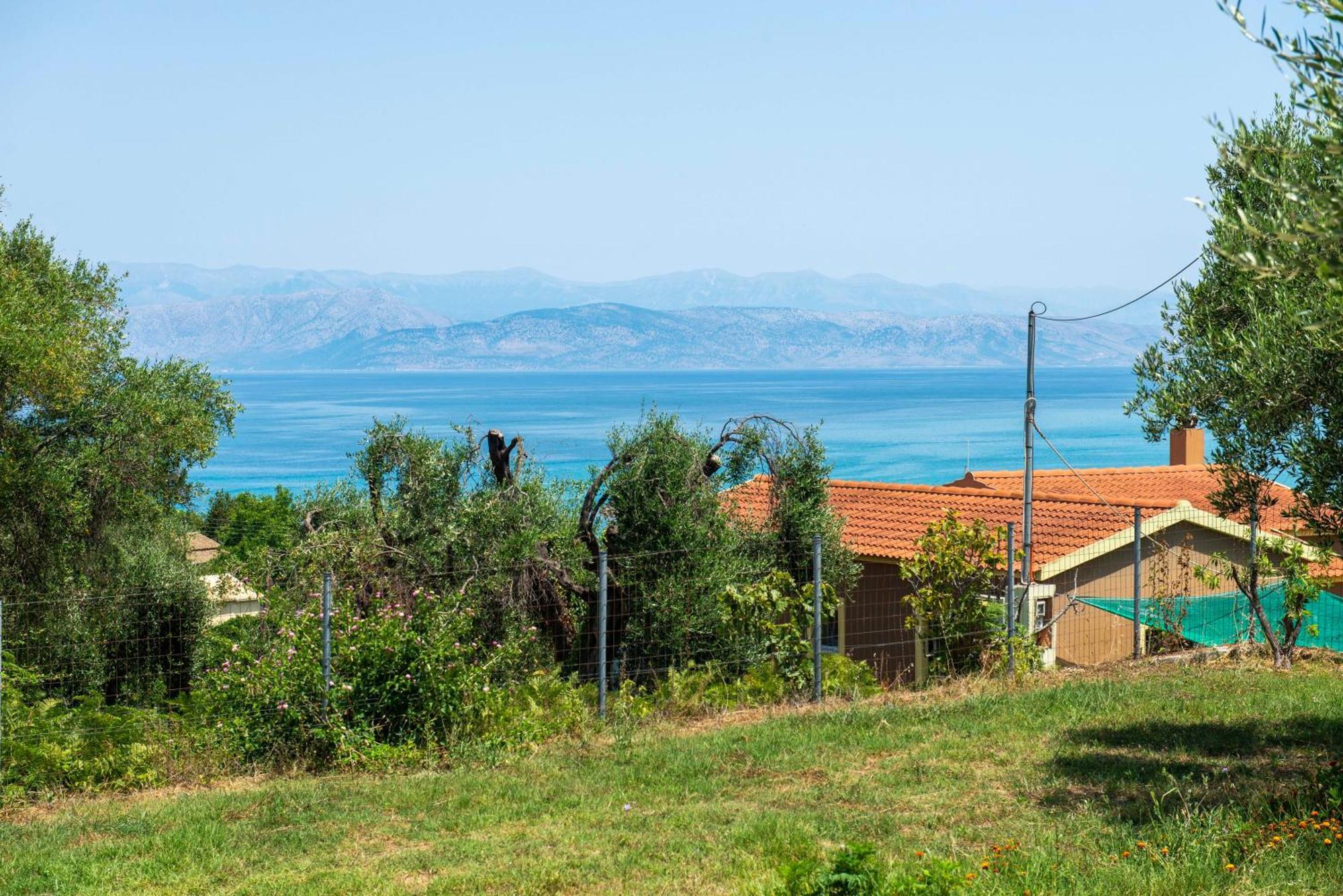 Apartamento Astrakeri Sea Side Hill Exterior foto